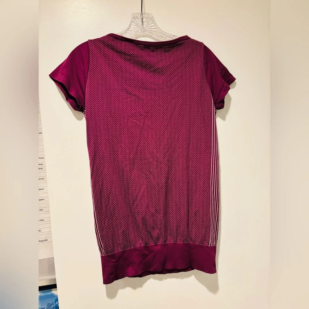 NIKE Women's Purple Top